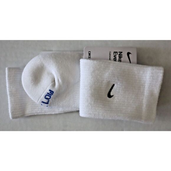 Nike FQ0326-100 Youth Sz 3Y-5Y WMNs 4-6 White Everyday Plus Cushioned Crew Socks - Picture 3 of 8